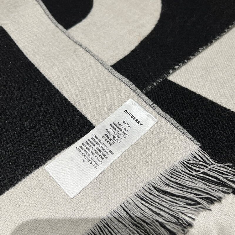 Шерстяной шарф Burberry c логотипом, черный