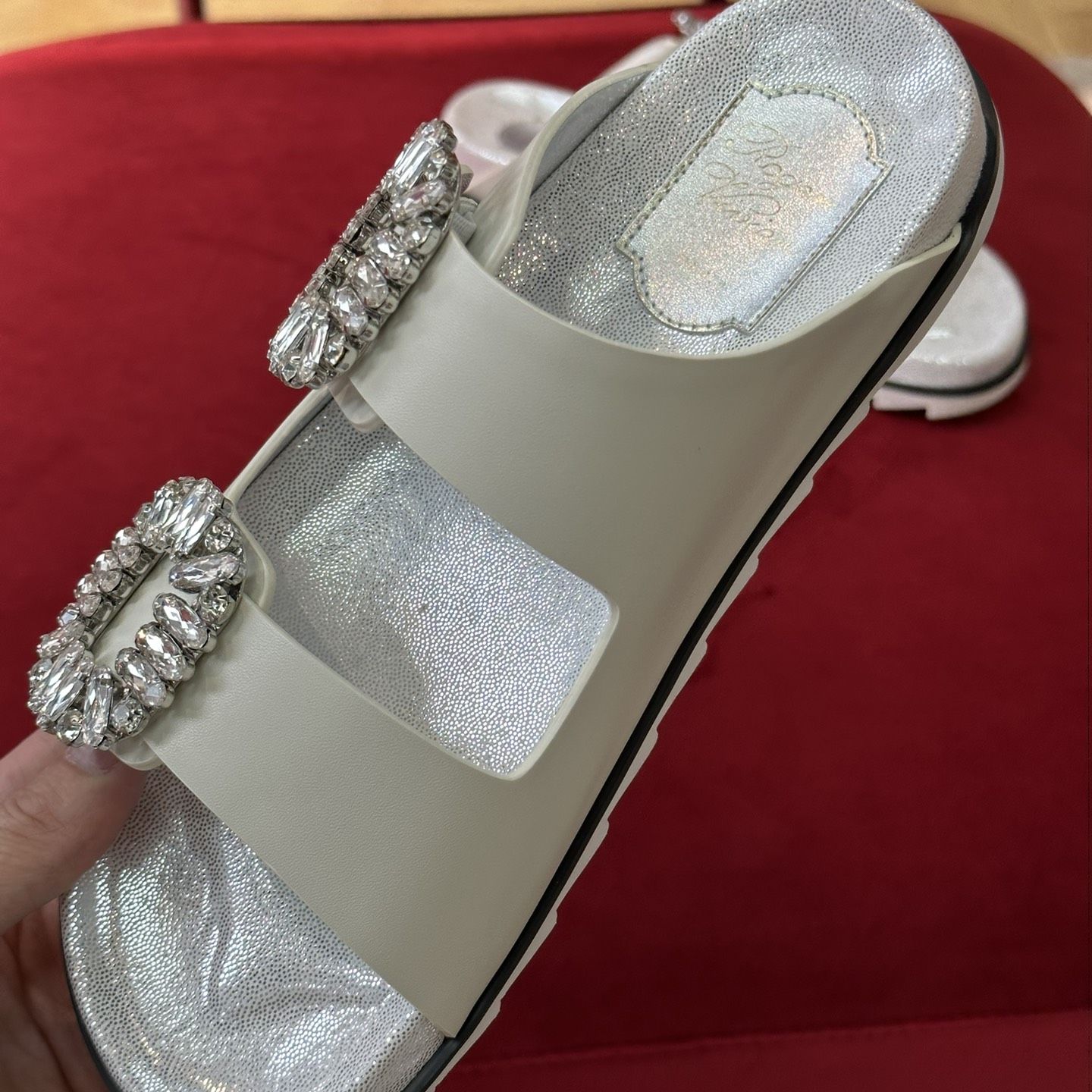 Мюли Roger Vivier Slidy Viv' Strass, белые