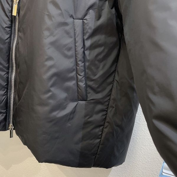 Куртка Toteme с высоким воротником, черная