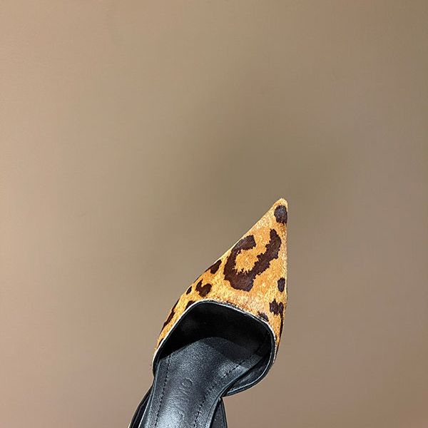 Туфлі Ferragamo, з леопардовим принтом