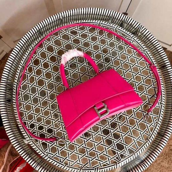 Cумка Hourglass от Баленсиага розового цвета, размер XS