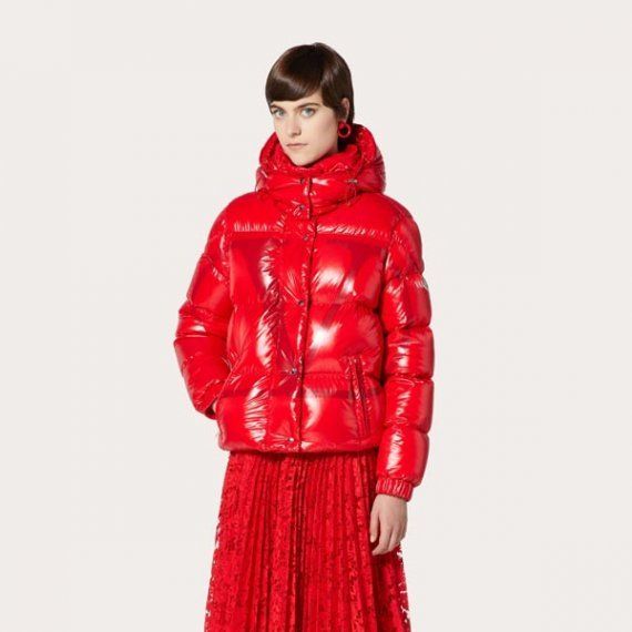 Пуховик  х Moncler VLOGO, красный