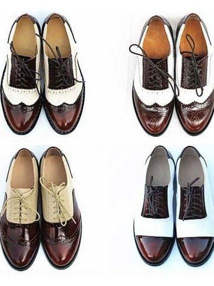 Классические стильные туфли на шнурках