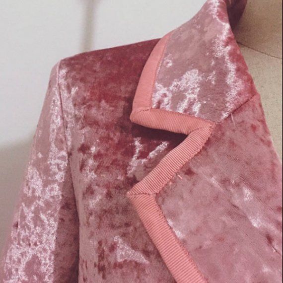 Брючный бархатный костюм, перламутровый розовый