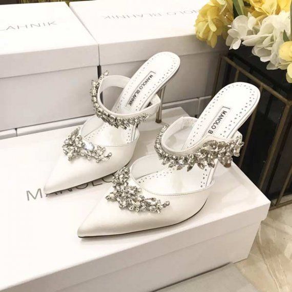 Мюли Manolo Blahnik Lurum из сатина, белые