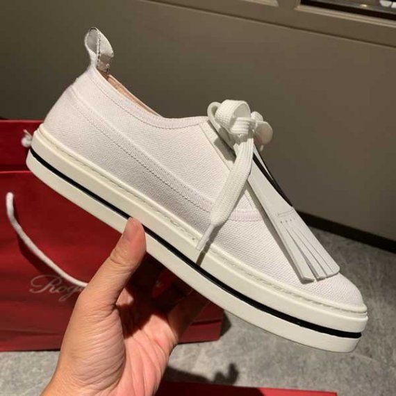 Сникеры Roger Vivier с патчами, белые