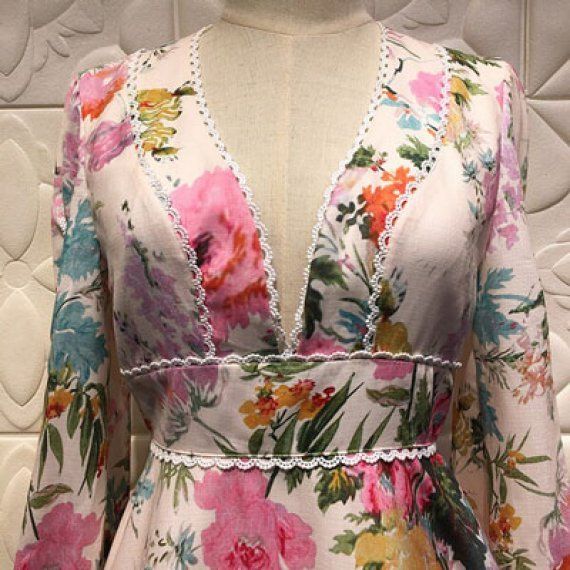 Короткое платье Zimmermann с цветочным принтом